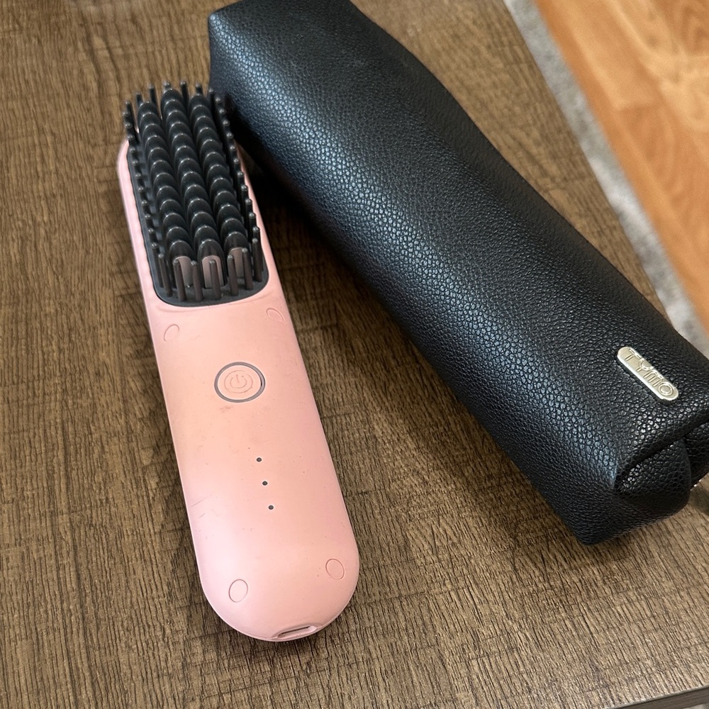 Sleek Pink Hair Straightening Brush